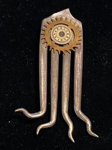 1980s Handmade Artisan Up Cycled Fork Pin - Unisex - made in Canada - Picture 1 of 6