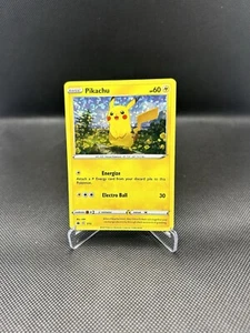 Pikachu 7/15 Holo McDonalds 2022 Pokemon Card NM - Picture 1 of 2