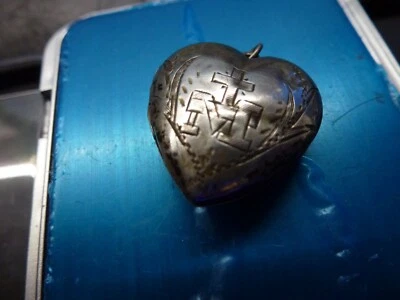 petit pendentif reliquaire;XIXème,ex voto marial,argent,H 2,5cm,P2,62g - Photo 1/4