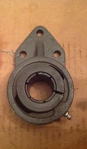 1 NEW SEALMASTER FB-19T 1-3/16" 3-BOLT FLANGE BEARING - Picture 1 of 2