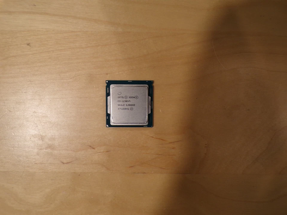 Intel Xeon E3-1230 v5 SR2LE 3.40GHz CPU Processor - Image 1 of 1