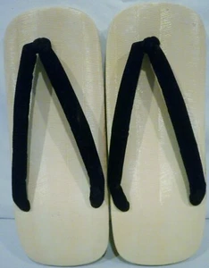 Vintage Japanese Flip Flops Slippers - Picture 1 of 8