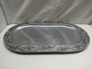 Wilton Armetale Pewter Food Serving Large Embossed Tray Platter Silver 11X18 - Picture 1 of 7