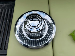 (1) NOS 1968-82 CHEVY CORVETTE CAMARO NOVA CHEVELLE RALLY CENTER CAP GM RARE - Picture 1 of 8