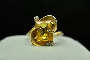 10K Yellow Gold Emerald Cut Yellow Sapphire Ring Band w/ White Topaz Size 6.75 - Picture 1 of 8