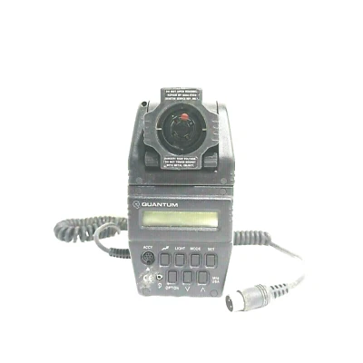 Flash Quantum Qflash Modelo T2 USADO. Foto 1 de 4