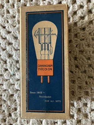 Tubo regulador de voltaje Cunningham tipo CX-374 NUEVO EN STOCK tubo grabado junio 1924 Foto 1 de 4