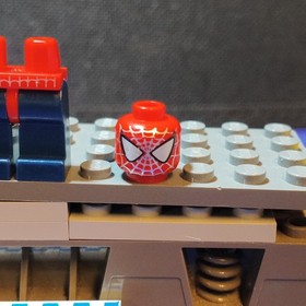 Lego Spider-Man 2004 minifigure Tobey Maguire Head And Leg Pre-owned Authentic