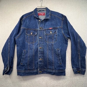 Chaqueta de Camionero Wrangler Para Hombres Azul Denim Talla L Classi Botón Bolsillos Frontales en el Pecho - Imagen 1 de 14