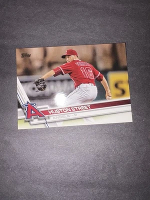 2017 TOPPS BASEBALL CARD HUSTON STREET #332 LOS ANGELES ANGELS MLB - Image 1 of 2