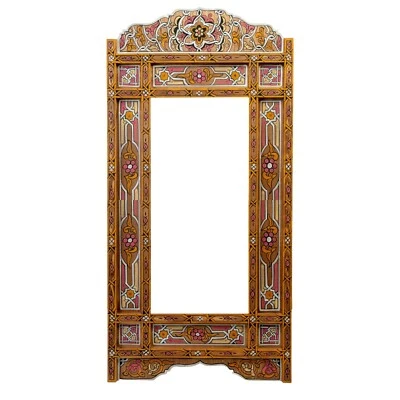 Деревянная желтая наклонная полноразмерная марокканская зеркальная рама ручной росписи 61 x 24 дюйма - Изображение 1 из 4
