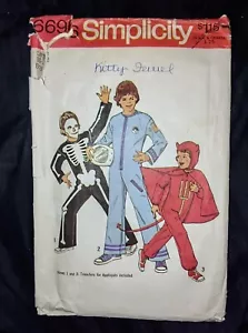 Vintage 1970's Simplicity Halloween Costume Sewing Pattern Skeleton Astronaut - Picture 1 of 2