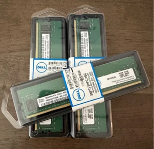 New DELL SNPTFYHPC/16G AA579532 16GB 2RX8 DDR4 PC4-2933 RDIMM Server RAM Memory - Picture 1 of 2