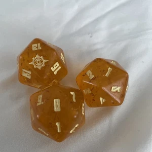X3 MTG The Lost Caverns of Ixalan Gift Bundle D20 Spindown Dice - New Ships Free - Picture 1 of 2