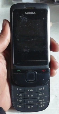 Nokia C2-05 Telefono Cellulare vintage Senza Batteria - Per pezzi Di ricambio - Immagine 1 di 4