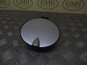 Vauxhall Vectra C Fuel Filler Flap Lid Cover Cap P/C Z2au Silver 2002-2011M - Picture 1 of 2