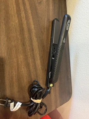 Plancha de pelo profesional Gurin negra modelo HS038 BONITA Foto 1 de 2