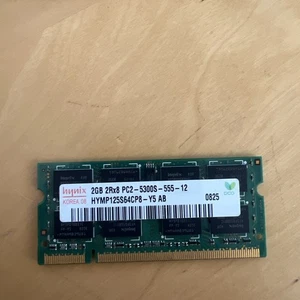Memoria Ram HYNIX HYMP125S64CP8-Y5 AB 2GB 2Rx8 PC2-5300S 555MHz - Imagen 1 de 2