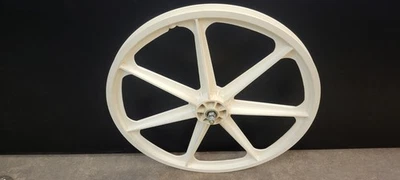 Rueda Tuff 24" vintage Skyway 24 1985 NOS rueda delantera original GT JMC CW PK QUAD Foto 1 de 4