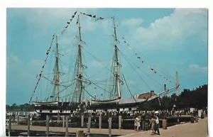 VTG Postcard - Mystic Seaport, Connecticut - Captured Whales - Picture 1 of 2