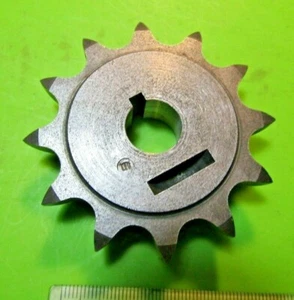 Montesa La Cross 250 12 Denti Pignone P/N 13.63.046 NOS 23M 1966-1967 - Foto 1 di 4