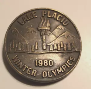 Vintage LAKE PLACID WINTER OLYMPICS 1980 BELT BUCKLE - Picture 1 of 2