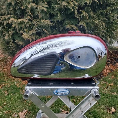 Tanque de gasolina BSA depósito de combustible de gasolina Foto 1 de 4