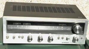 PIONEER SX-590 RICEVITORE STEREO AM e FM e AMPLIFICATORE STEREO Buone condizioni - Foto 1 di 2