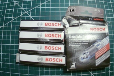 4 Bujías dobles Bosch 9620 de iridio PARA 08-13 NISSAN ROGUE ALTIMA VERSA PRIUS Foto 1 de 3