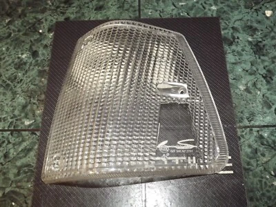 OEM 86-93 Volvo 240 CVV 2631 front left corner blinker signal light lens FL - Image 1 of 4