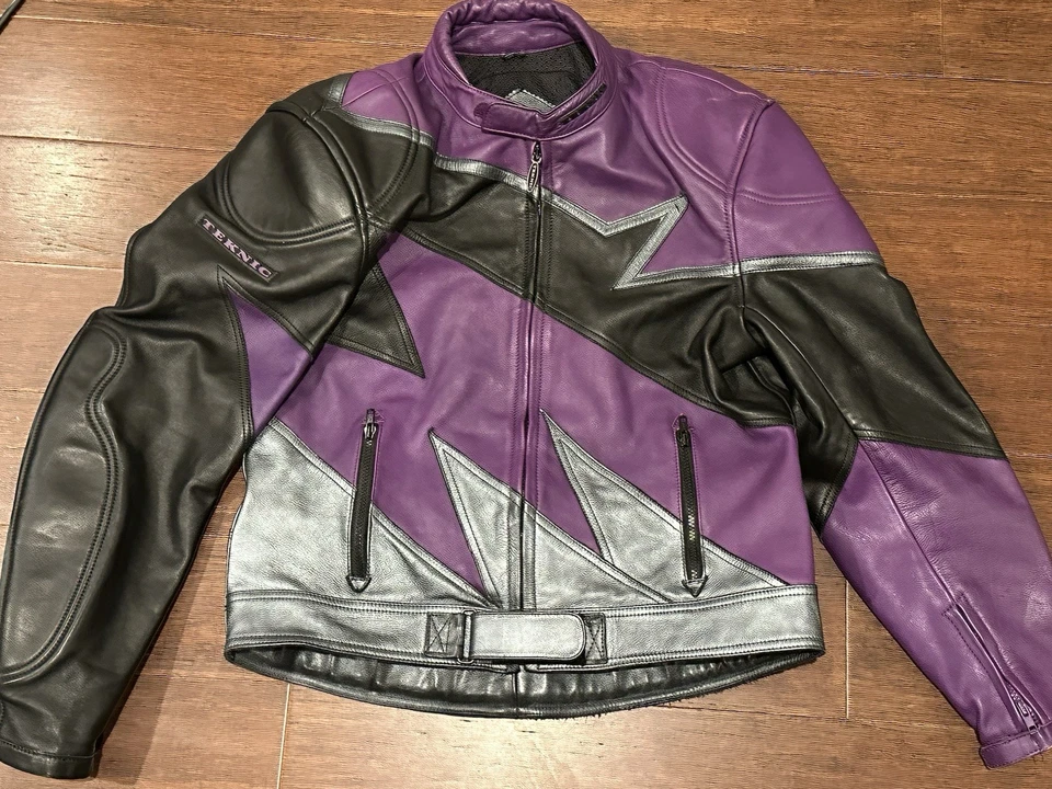Chaqueta de Motocicleta Teknic Púrpura Cuero Negro Acolchada Talla 48/58 Foto 1 de 4