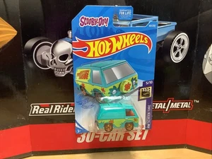 The Mystery Machine Scooby-Doo Hot Wheels 2021 HW Screen Time 107 TAMPO ERROR - Picture 1 of 4