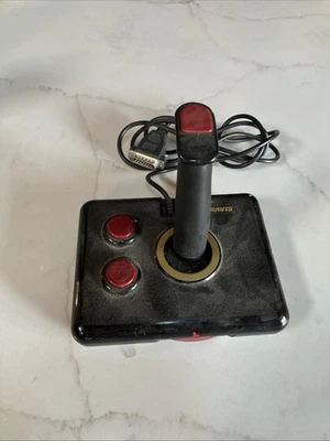 Vintage Gravis Joystick Controller – DE-9 9-Pin Atari Commodore Amiga Style  - Image 1 of 2