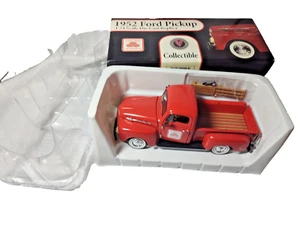 1952 Ford Pickup 1:24 Scale Die Cast Replica State Farm - Picture 1 of 12