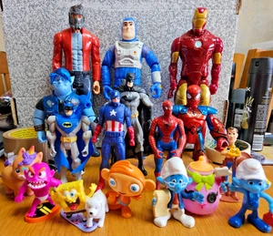 Marvel DC Action Figuren Konvolut Restposten Spiderman Batman Schlümpfe Iron Man Toy Story - Bild 1 von 10