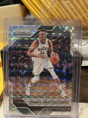 giannis antetokounmpo Prizm Mosiac - Image 1 of 2