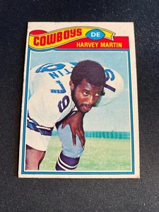 1977 TOPPS FOOTBALL #427 HARVEY MARTIN!! $1 SHIPPING!! - Picture 1 of 2