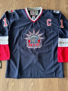 Mark Messier New York Rangers Blue Statue of Liberty Throwback CCM NHL Jersey LG - Picture 1 of 14