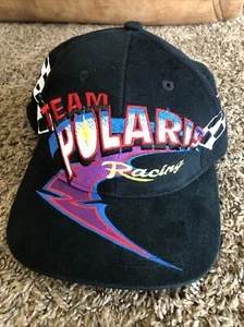 Gorra Team Polaris Racing negra con rayo púrpura. - Imagen 1 de 5