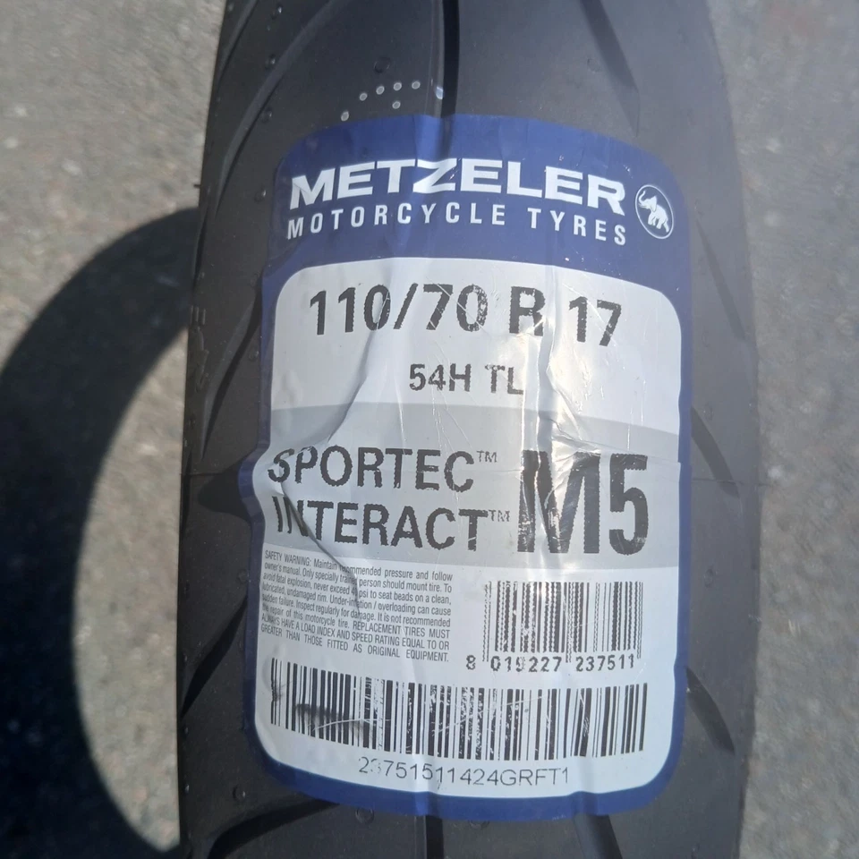 Metzeler Sportec M9 RR 110/70 R17 54H TL Radial Motorradreifen vorne Yamaha R3 - Bild 1 von 3