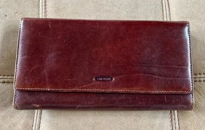 Vintage Oroton Leather Wallet Brown Trifold Pen Holder Clasp Checkbook Holder - Image 1 of 4