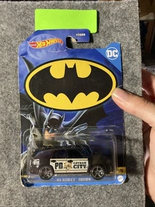 Hot Wheels DC Gotham City Police 07’ Chevy Tahoe As Seen - Picture 1 of 7