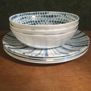 Max Studio Home 4 Dinner Plates + 3 Bowls; Melamine; 4 Different Tie Dye Pattern - Picture 1 of 16