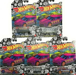 HOT WHEELS 1:64 HALLOWEEN 2021 DIA DE LOS MUERTOS DIECAST MODEL DXT91-956D - Picture 1 of 14