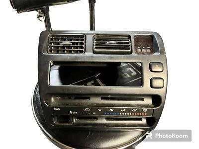 Borde de radio TOYOTA COROLLA 96 Foto 1 de 2