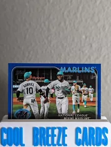 2024 Topps Series One Miami Marlins Team Photo Blue Border - Picture 1 of 3
