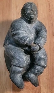 Vintage Inuit Art Carved Soapstone Figure - Picture 1 of 8