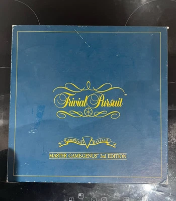 Trivial Pursuit Master Game Genus 3rd Edition 1991 - Image 1 of 4