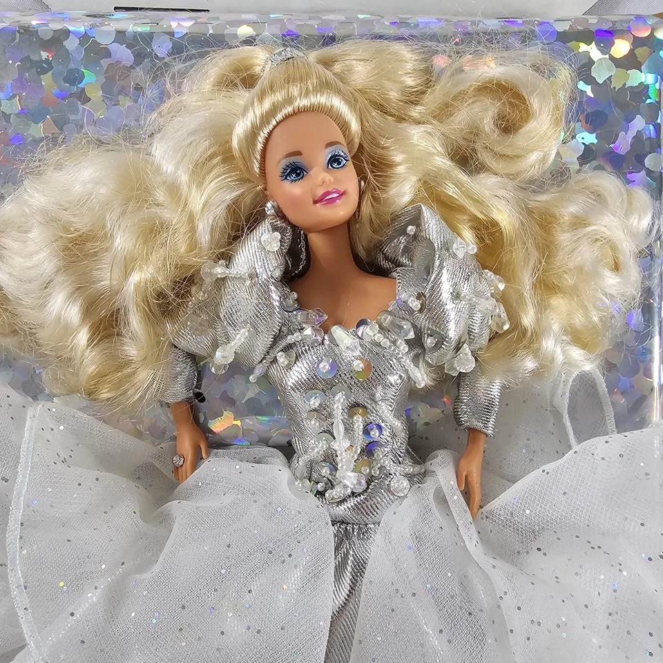 Happy Holidays Barbie Doll Special Edition Vintage 1992 Crystal & Silver READ⬇ - Image 1 of 4