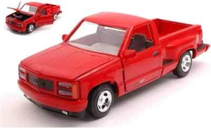 MotorMax Timeless Legends 1/24 1992 GMC Sierra GT Pickup Stepside OBS Red - Picture 1 of 4